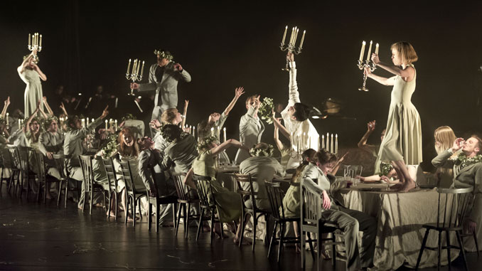 Сцена из балета “Сон в летнюю ночь” (Шведский королевский балет, 2015 год). Фото – Ханс Нилссон