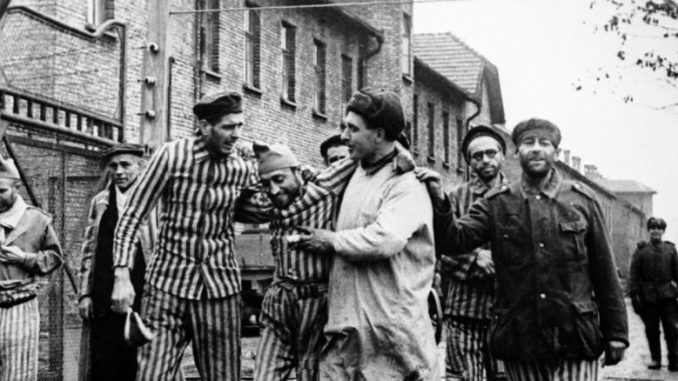 Освобождение лагеря смерти Освенцим