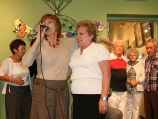 Ольга Пильникова мечтала создать центр для пожилых жителей Чикаго, и с партнёром Мартой Литас ей это удалось. Фото: Forever Young