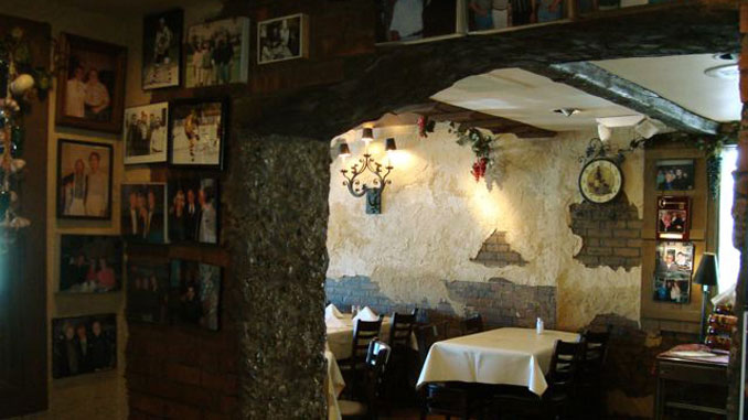 Francesco's Hole In the Wall