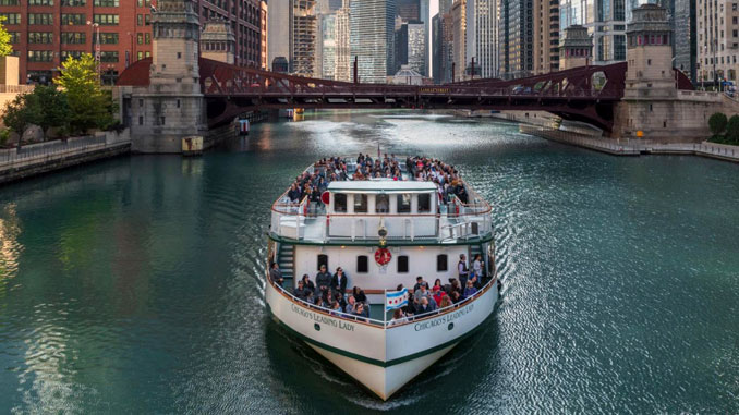 Chicago River Boat Architectural Tour