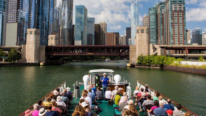 Chicago River Boat Architectural Tour