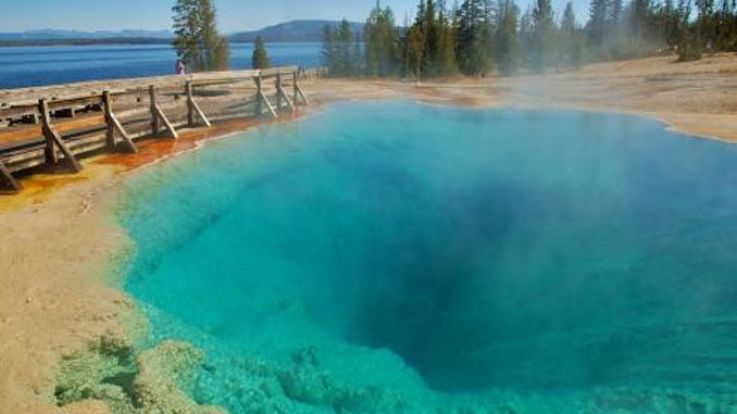 West Thumb Geyser Basin Boardwalk