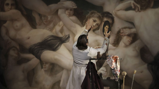 Сцена из спектакля “Тоска”. Фото - Винсен Понте