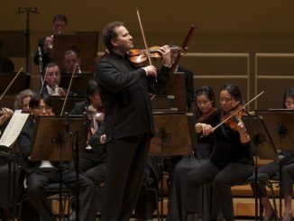 Николай Шепс-Цнайдер играет (Чикаго, 27 марта 2025 года). Фото - Тодд Розенберг