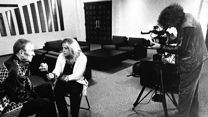 Роман и Наталья Владимирская берут интервью у Евтушенко для RTVI