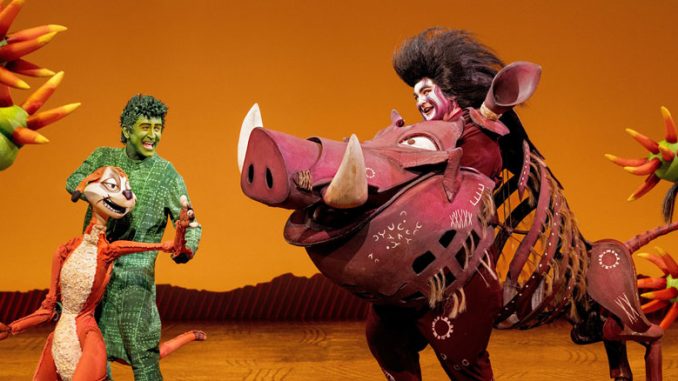 Сцена из спектакля “Король Лев”. Фото - Мэтью Мерфи