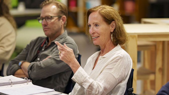 Сюзан Бут с драматургом Ли Кирком. Фото - Тодд Розенберг