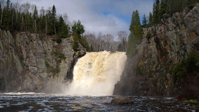 Tettegouche Falls State Park