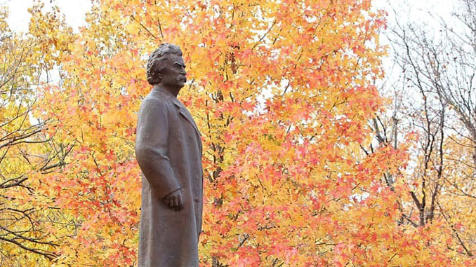 The Mark Twain Boyhood Home & Museum