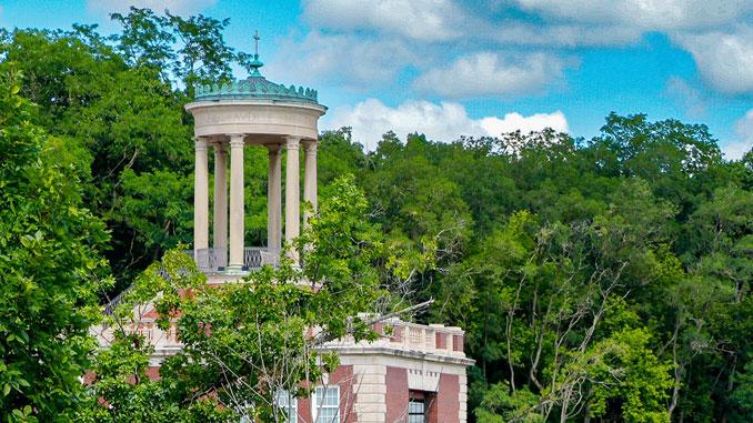 University of St. Mary of the Lake