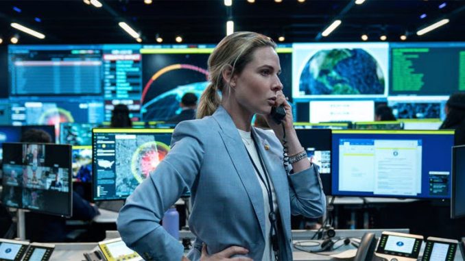 Кадр из фильма “Дом динамита”