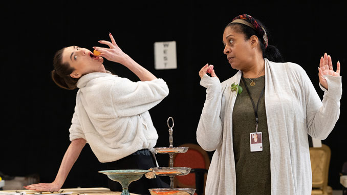 На репетиции спектакля “Амадей”. Фото - Джоэл Мурман