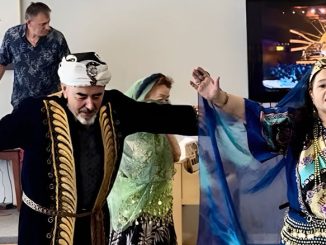 В Центре мы не ждём календарных дат: хорошее настроение и поддержка друг друга превращают любой день в праздник. Фото: Л. Литас