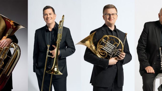 Джин Покорны, Тимоти Хиггинс, Марк Олмонд, Эстебан Баталлан. Фото - Тодд Розенберг