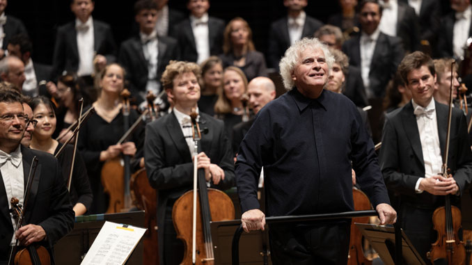 На концерте Симфонического оркестра Баварского радио (Париж, 14 ноября 2025 года). Фото - Астрид Акерман