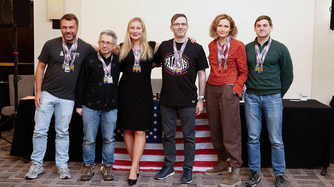 Первое место в Чемпионате Америки по "Что? Где? Когда?" заняла сборная команда “Надо подкачаться” в составе: Николай Арчак, Дмитрий Тейтельман (капитан), Екатерина Александровская, Дмитрий Слоущ, Дарья Костина, Евгений Затуловский. Эта же команда победила в Чемпионате Америки по "Брейн-Рингу".