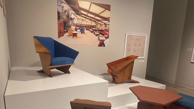 Frank Lloyd Wright: Modern Chair Design