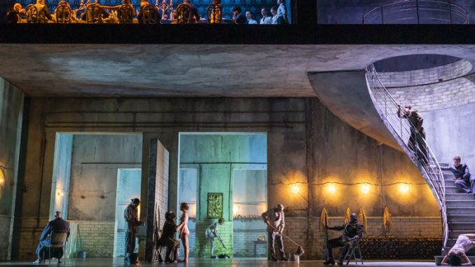 Сцена из спектакля “Саломея”. Ковент-Гарден, 9 июля 2022 года. Фото - Тристрам Кентон