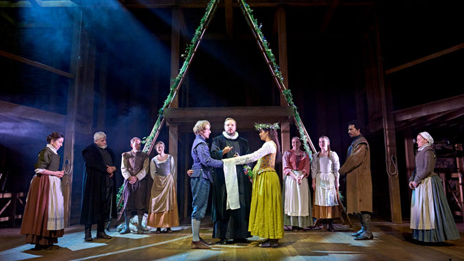 Сцена из спектакля “Хамнет” (Garrick Theatre, Лондон). Фото - Мануэль Харлан