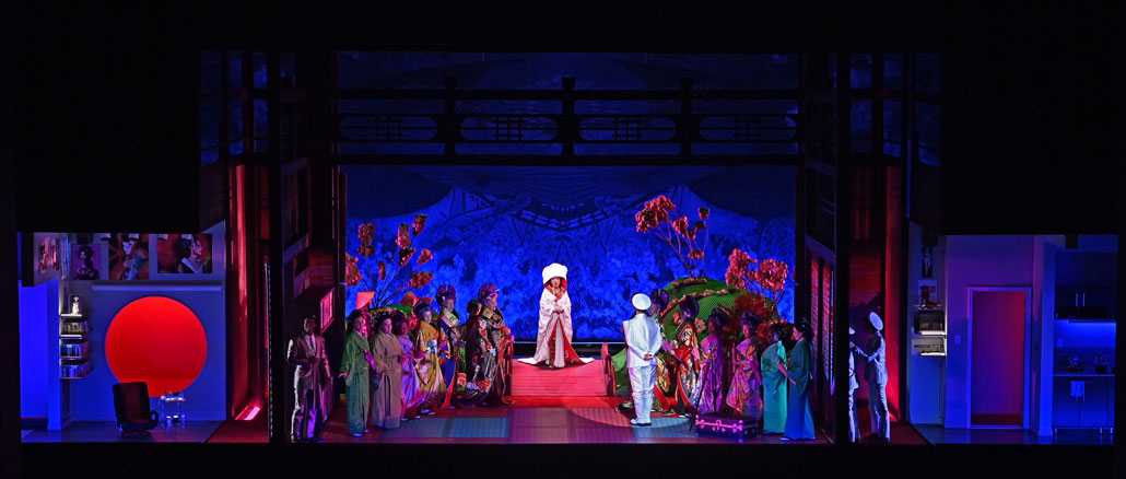 Сцена из спектакля “Мадам Баттерфляй” (Опера Цинциннати, 2023 год). Фото - Филип Грошонг