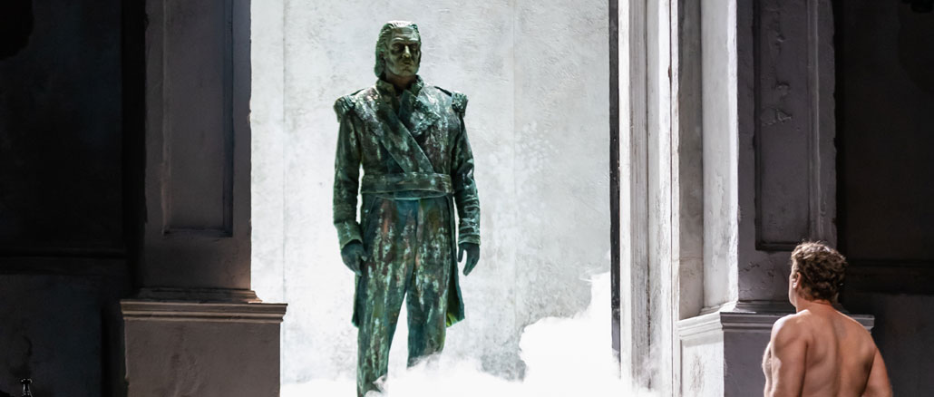 Сцена из спектакля “Дон Жуан” (Лирик-опера). Фото - Кайл Флубакер