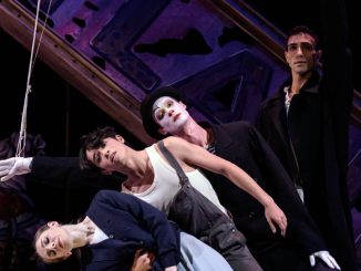 Сцена из спектакля “Лилиом”. Фото - Чешский национальный балет / Сергей Герчу