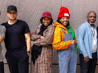 Актеры спектакля “Windfall”. Фото - Джоэл Мурман