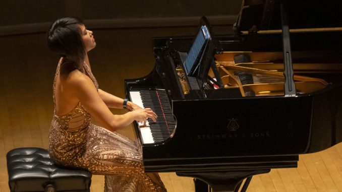 Юйцзя Ван. Концерт в Чикаго 10 апреля 2022 года. Фото - Тодд Розенберг