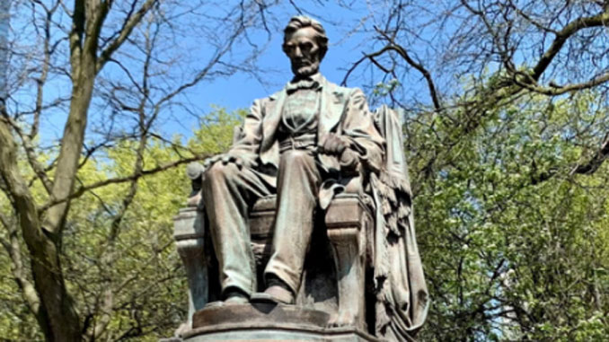 Abraham Lincoln, the Head of State (Seated Lincoln)