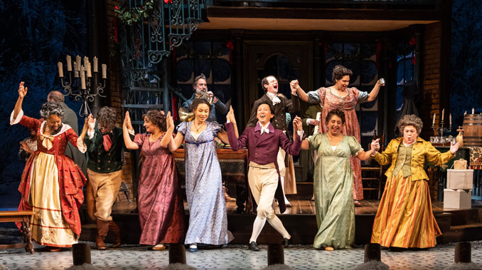 Сцена из спектакля “Рождественская сказка”. Фото - Goodman Theatre